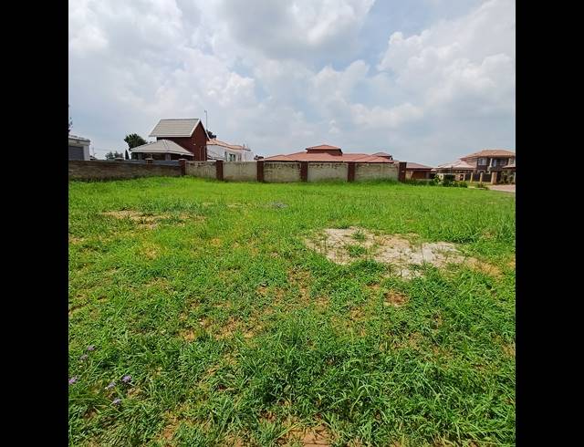 534M² VACANT LAND FOR SALE IN RISIVILLE